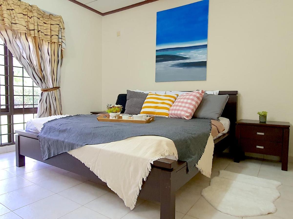 Melaka Afamosa Villa With Private Pool For 10 Pax アロー・ガジャ エクステリア 写真